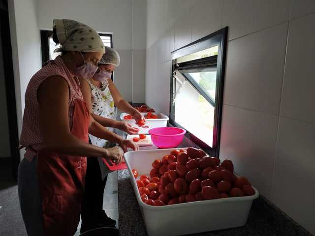 La Dirección de Economía Popular junto a la Prosecretaría de Agricultura Familiar de la Fac. de Cs Veterinarias