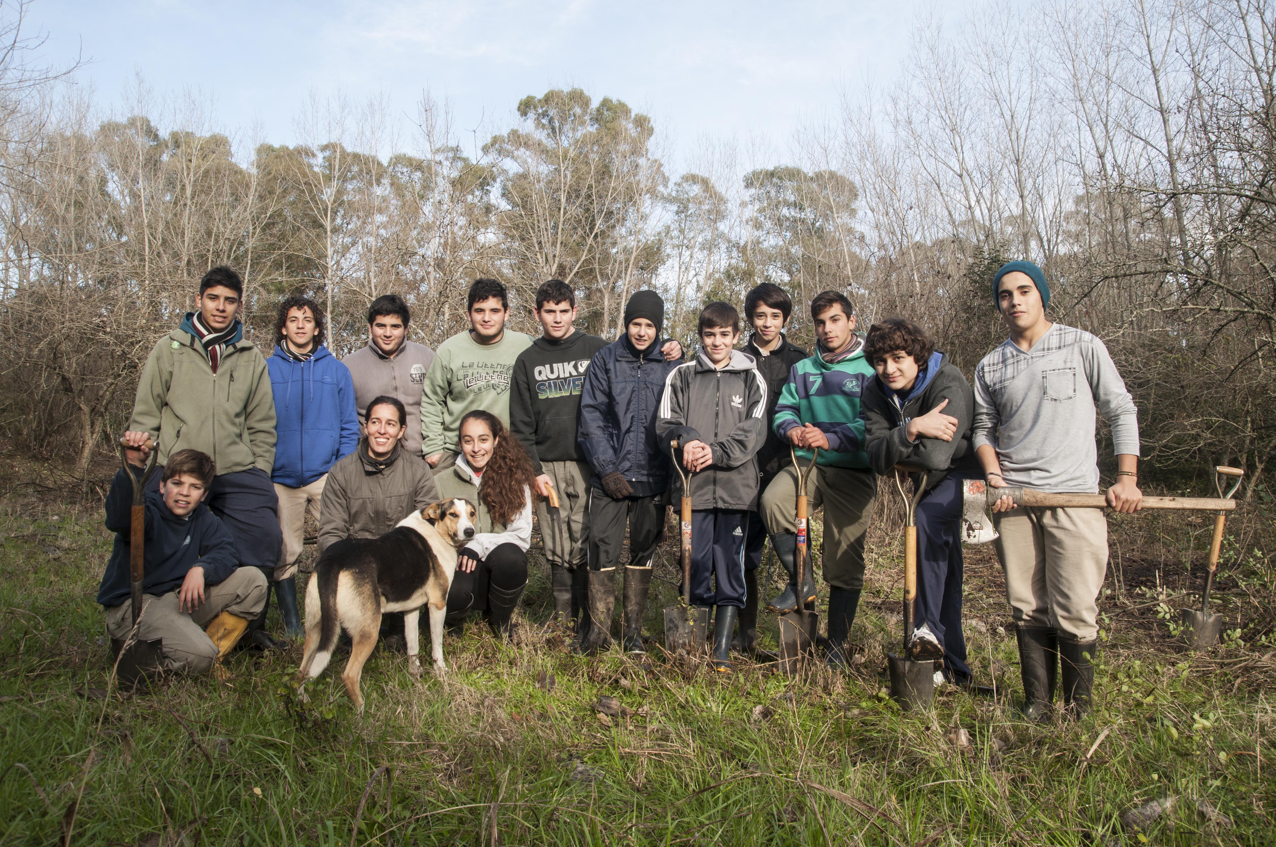  Escuela de Agricultura y Ganadería María Cruz y Manuel Inchausti 
