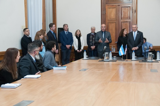 El embajador de Estados Unidos visitó la UNLP