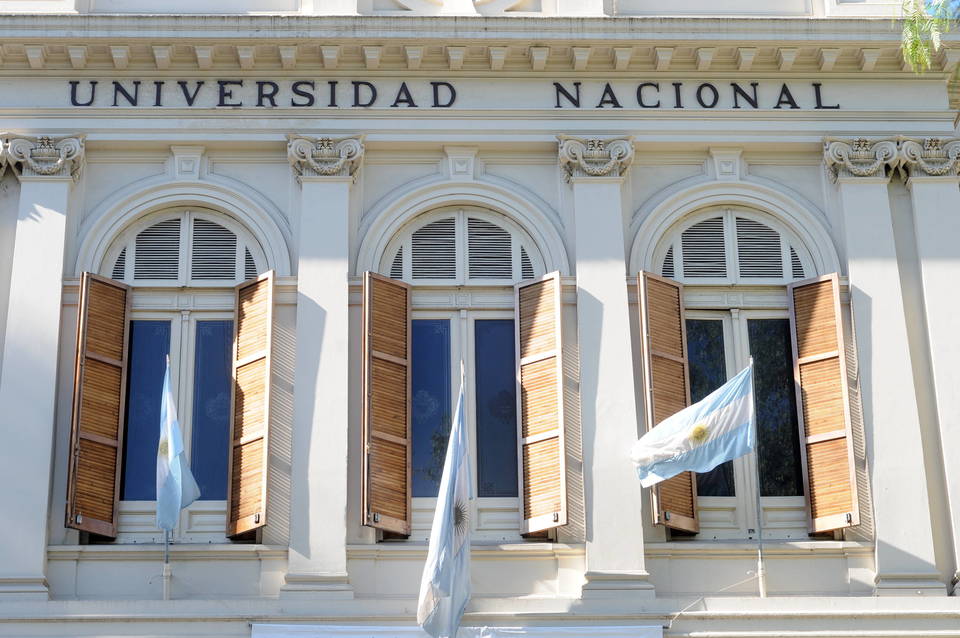 Comunicado: La UNLP ratifica la vigencia del calendario académico 