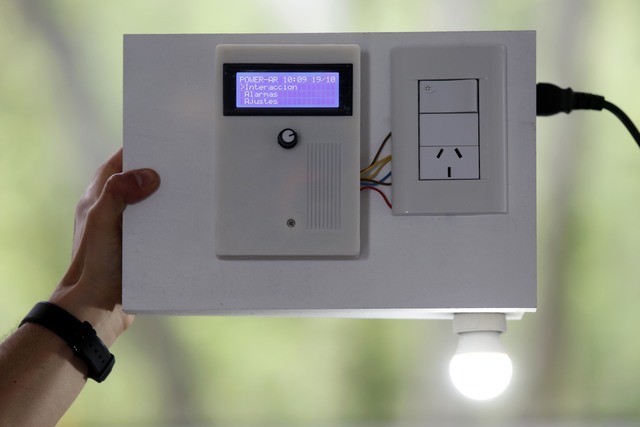 nvestigadores de la UNLP desarrollan un tablero inteligente para reducir el consumo eléctrico en las aulas