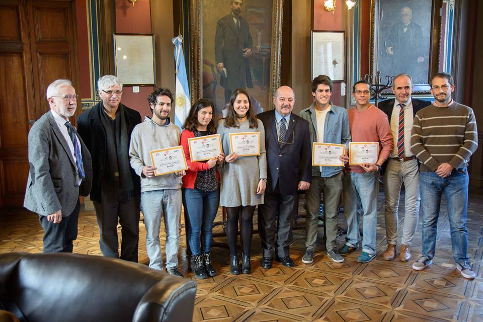 El Presidente de la UNLP, Fernando Tauber, se reunió con los ganadores de "24 Horas de Innovación"