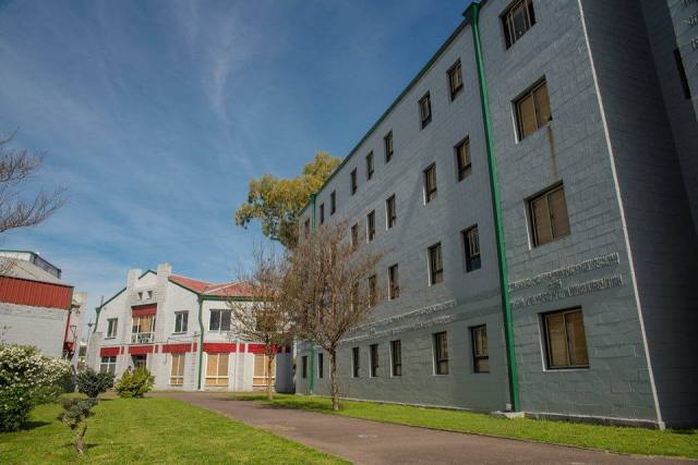 Albergue Universitario. Tu lugar en la UNLP Albergue Universitario. Tu lugar en la UNLP