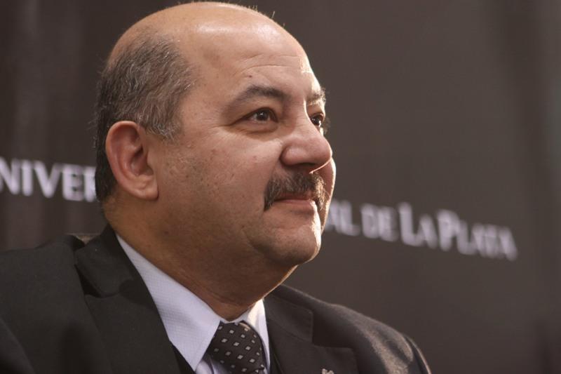 Fernando Tauber fue distinguido por la UNAJ con el título de Profesor Extraordinario