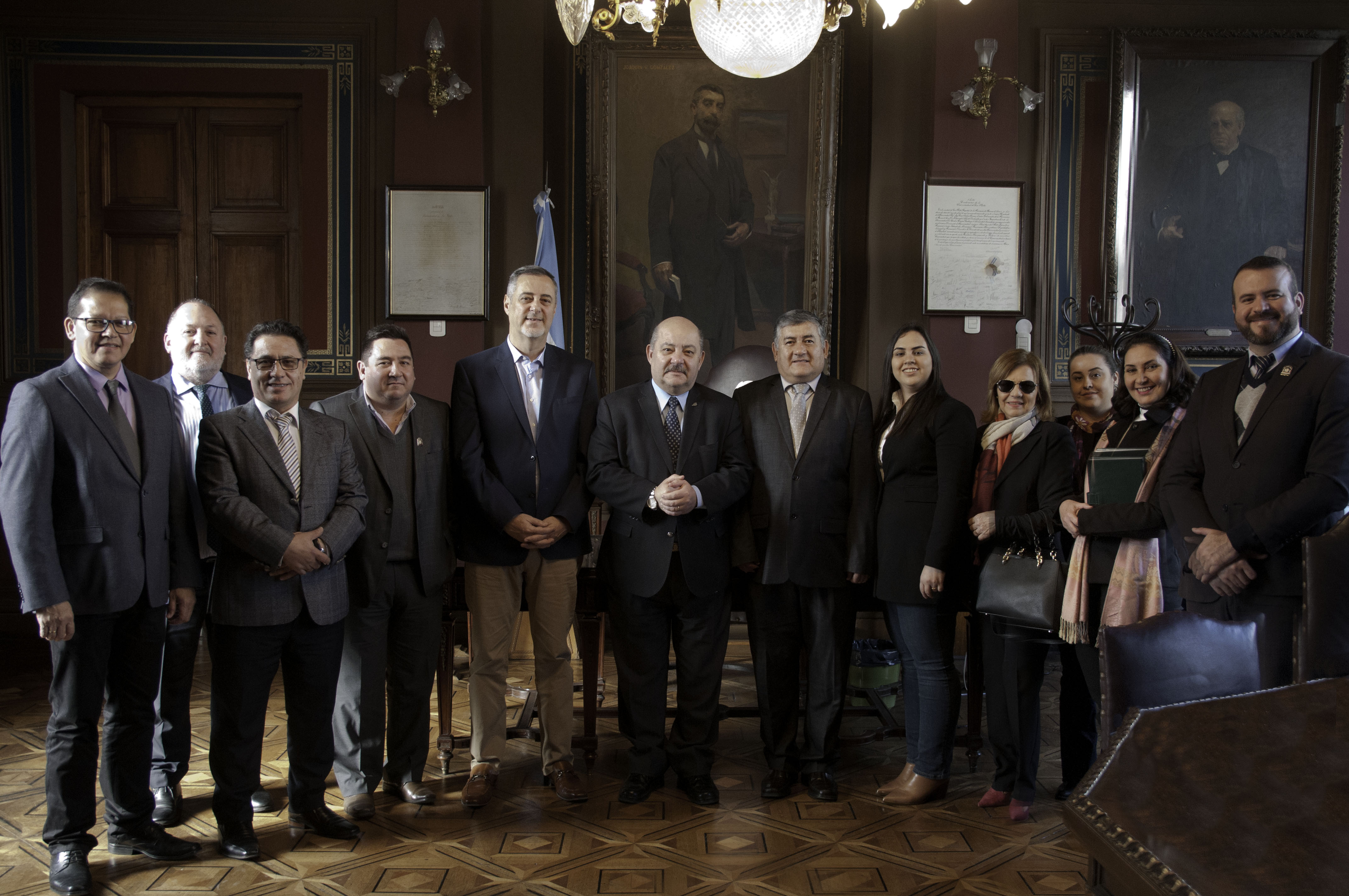 Encuentro, en la UNLP, con comitiva  de la Universidad Privada del Este, República del Paraguay